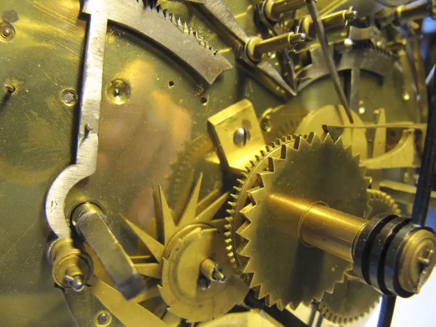 Uhrenmachermeister Bent Borwitzky Großuhrenwerkstatt in Hamburg Galerie 15
